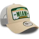 sapkak-ivelt-bezs-snapback-a-frame-license-plate-miami-ciudades-y-playas-new-era