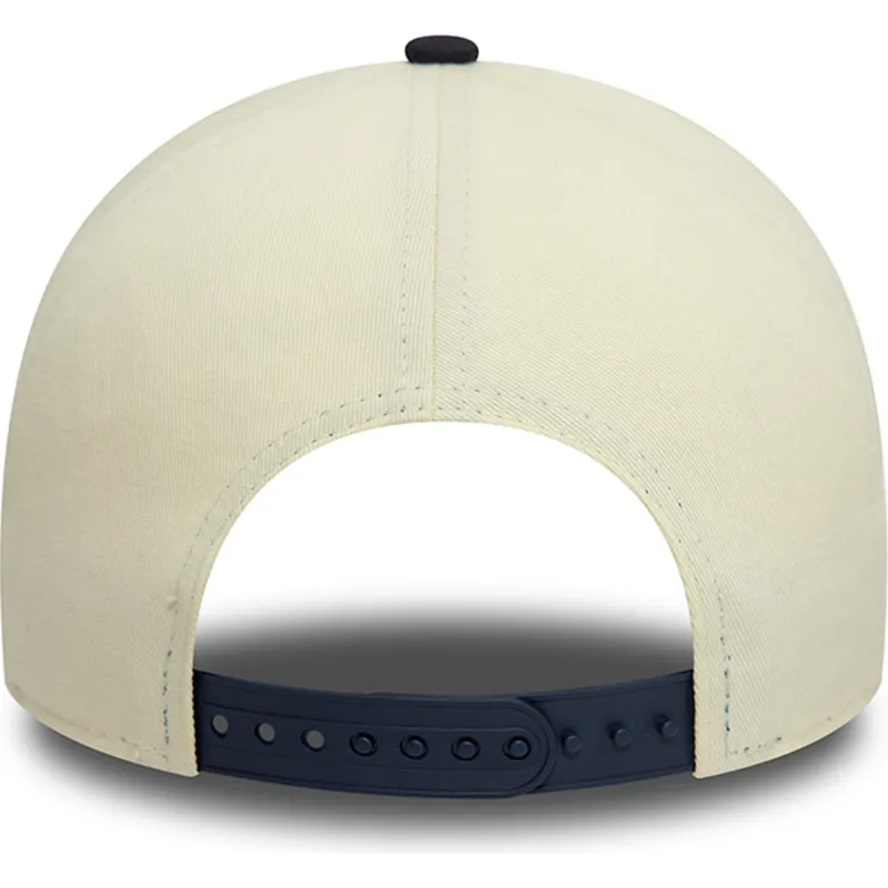 weisse-und-marineblaue-gebogene-snapback-kappe-e-frame-chain-stitch-von-alpine-f1-team-formula-1-von-new-era