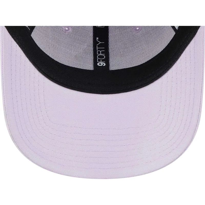 sapkak-ivelt-lila-allithato-9forty-league-essential-new-york-yankees-mlb-new-era