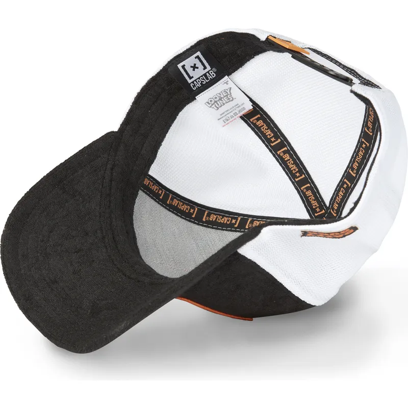 svart-och-vit-trucker-keps-daffy-duck-daf2-ct-looney-tunes-fran-capslab