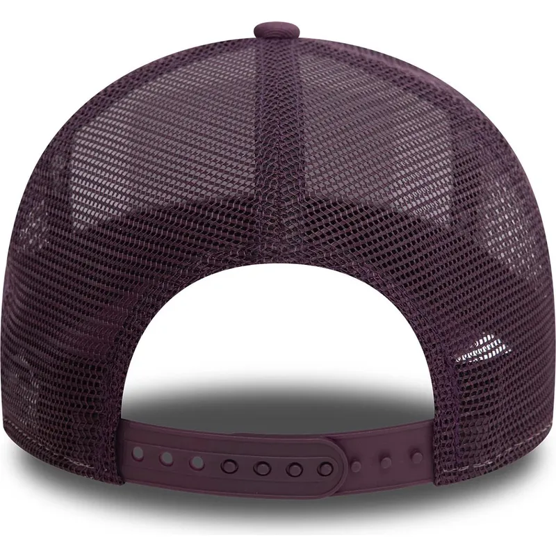 sapkak-ivelt-lila-snapback-a-frame-ski-patch-courchevel-ciudades-y-playas-new-era