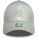sapkak-ivelt-szurke-allithato-plateada-plateado-9forty-midi-pu-new-york-yankees-mlb-new-era