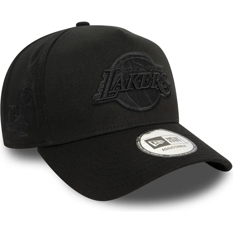 schwarze-snapback-kappe-mit-gebogenem-schirm-und-schwarzem-logo-9forty-e-frame-monochrome-der-los-angeles-lakers-nba-von-new-era