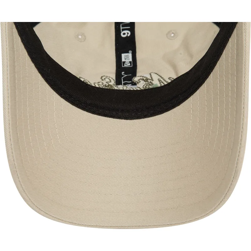 beige-verstellbare-kappe-9twenty-heritage-script-von-new-era