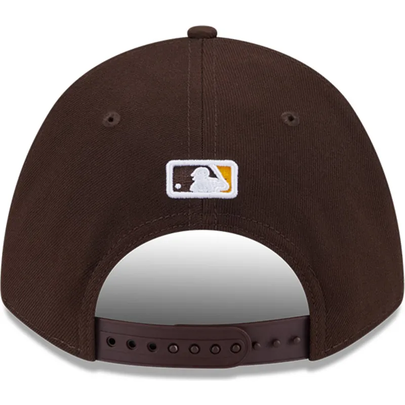 cap-ivelt-kafyav-snapbek-9forty-m-crown-player-replica-san-diego-padres-mlb-new-era