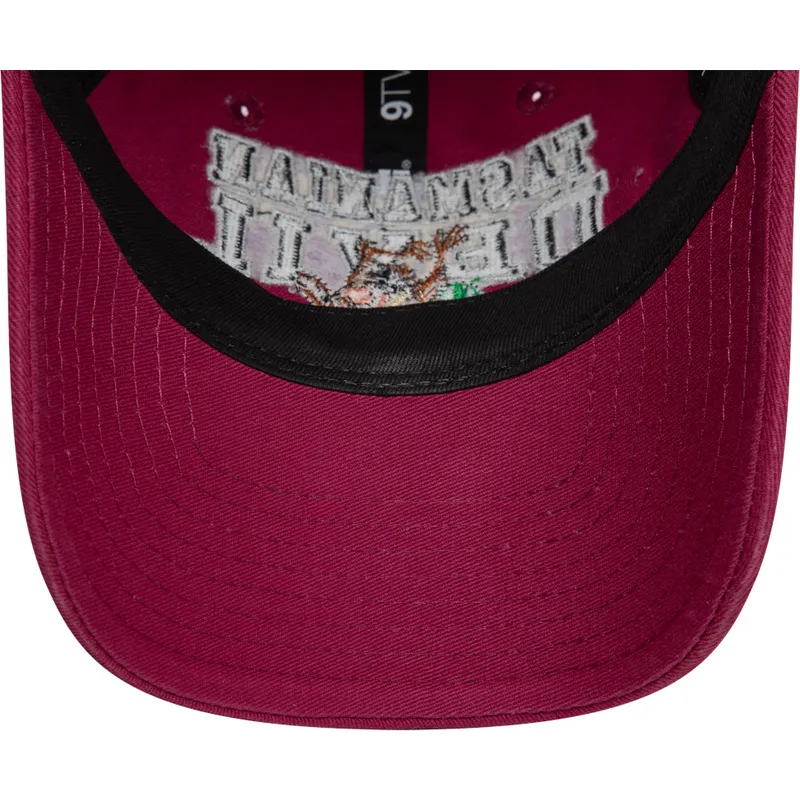 sapkak-ivelt-piros-allithato-9twenty-washed-tasmania-looney-tunes-new-era