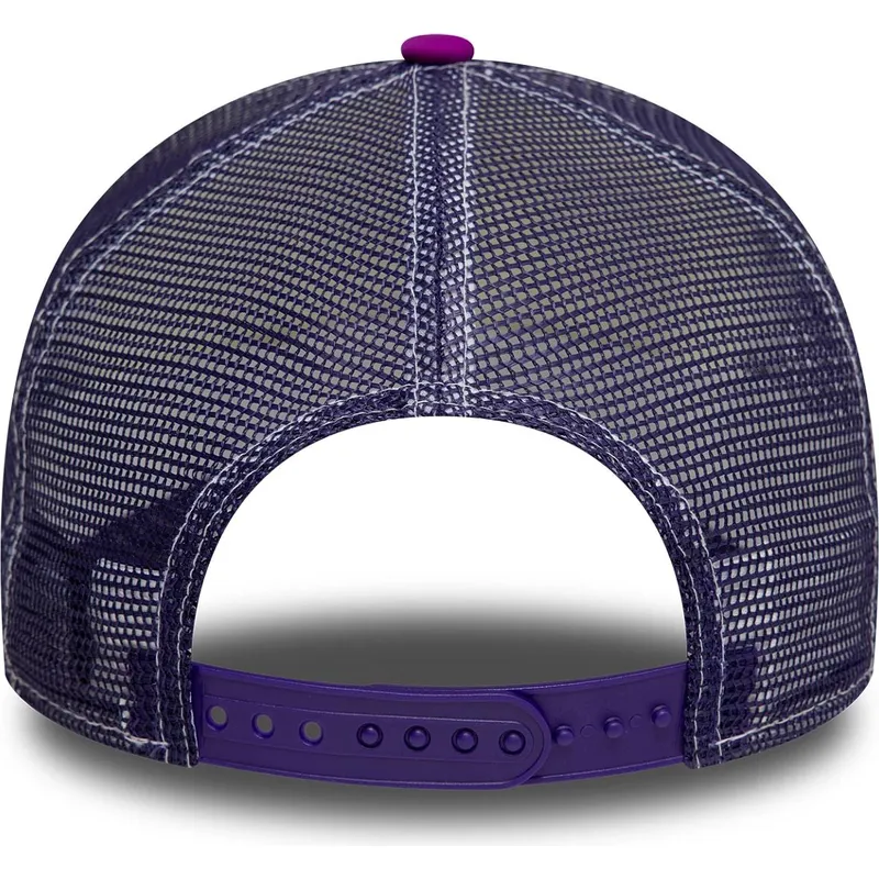 sapkak-ivelt-lila-snapback-9forty-a-frame-graphic-stand-tall-talk-small-play-ball-new-era