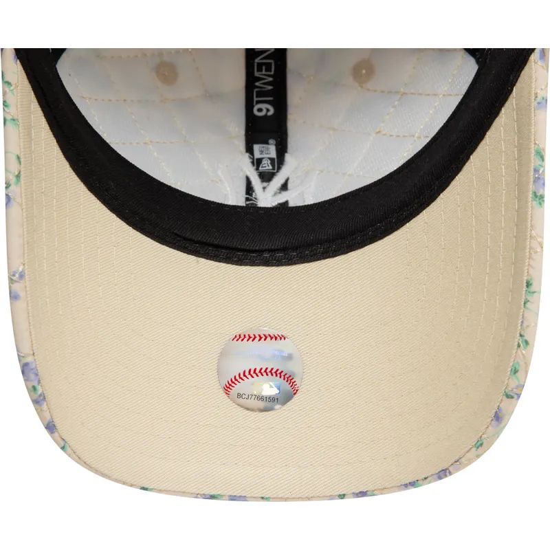 sapkak-ivelt-bezs-allithato-9twenty-floral-quilt-new-york-yankees-mlb-new-era