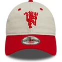 weiss-rote-verstellbare-9twenty-contrast-visor-kappe-des-manchester-united-football-club-premier-league-von-new-era