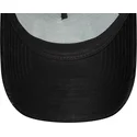 svart-truckerkeps-9forty-a-frame-patch-cord-fran-new-era