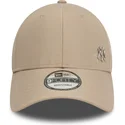 cap-ivelt-kafyav-reguliruema-lenta-claro-9forty-flawless-new-york-yankees-mlb-new-era