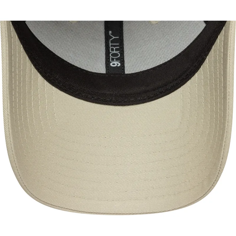bojd-beige-justerbar-keps-for-dam-9forty-mini-logo-fran-new-york-yankees-mlb-av-new-era