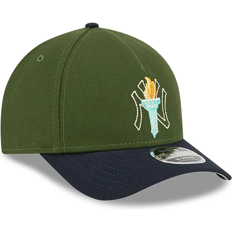 sapkak-ivelt-tobbszinu-snapback-9forty-m-crown-city-feature-new-york-yankees-mlb-new-era