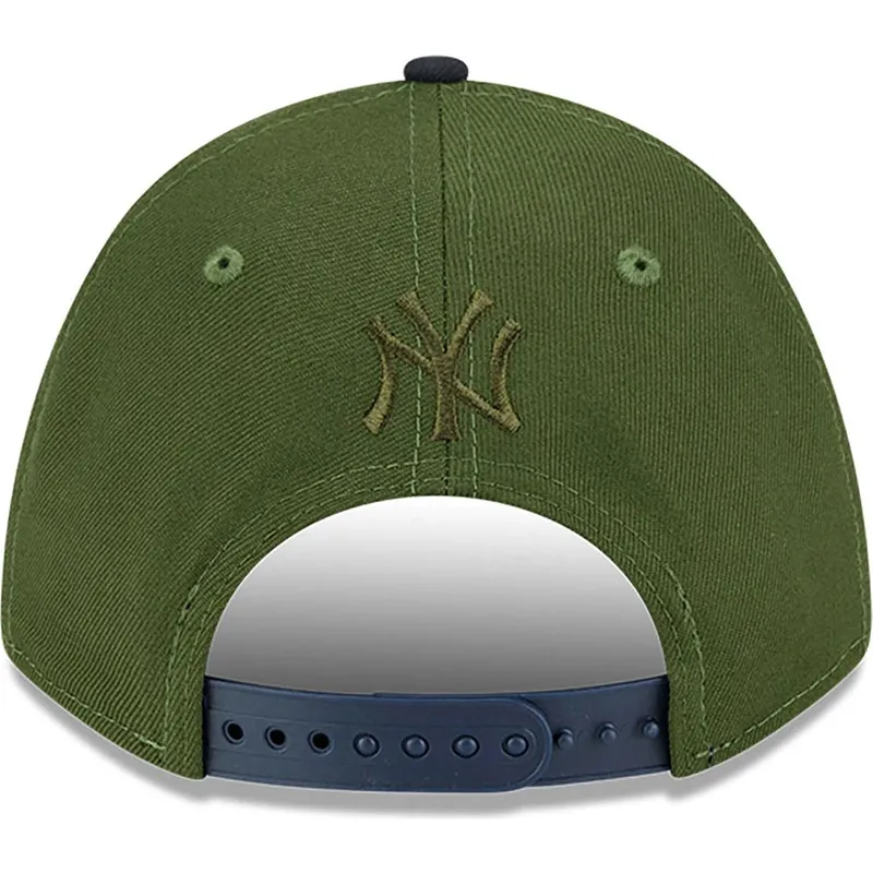 gron-och-marinbla-kurvad-keps-snapback-9forty-m-crown-city-feature-new-york-yankees-mlb-fran-new-era
