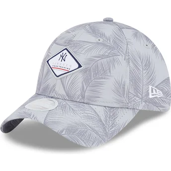Sapkák ívelt szürke állítható 9TWENTY Leaf Open Back Spring Training Fan Pack 2025 New York Yankees MLB New Era