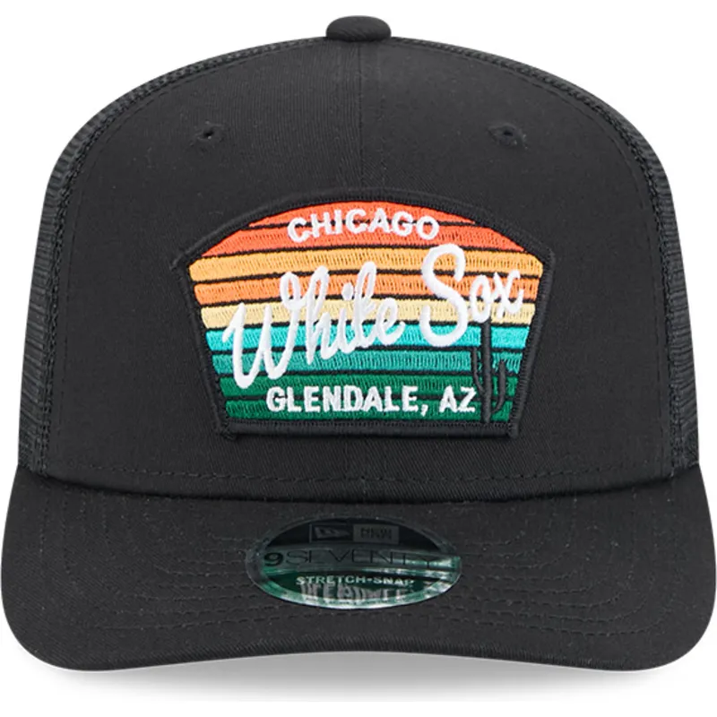 sapkak-ivelt-fekete-snapback-9seventy-stretch-snap-mesh-spring-training-fan-pack-2025-chicago-white-sox-mlb-new-era