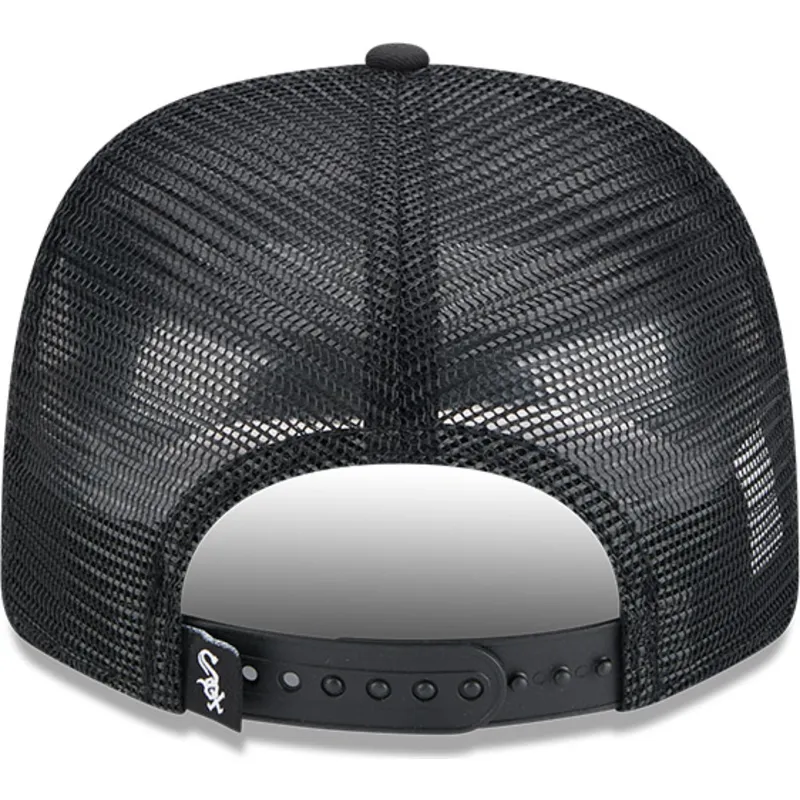 sapkak-ivelt-fekete-snapback-9seventy-stretch-snap-mesh-spring-training-fan-pack-2025-chicago-white-sox-mlb-new-era