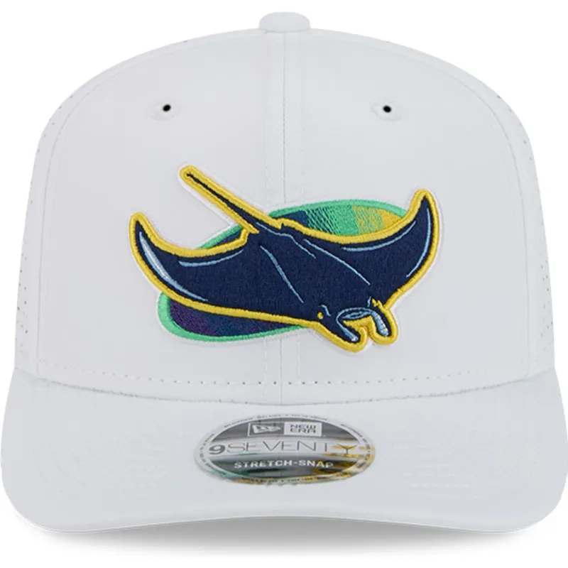 sapkak-ivelt-feher-snapback-9seventy-perf-spring-training-fan-pack-2025-tampa-bay-rays-mlb-new-era