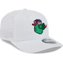 weisse-trucker-cap-9seventy-perf-spring-training-fan-pack-2025-der-philadelphia-phillies-mlb-von-new-era