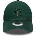 grune-verstellbare-kappe-mit-gebogenem-schirm-und-grunem-logo-9forty-colour-pack-der-new-york-yankees-mlb-von-new-era