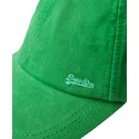 verstellbare-grune-vintage-kappe-mit-gebogenem-schirm-bestickt-podium-green-von-superdry