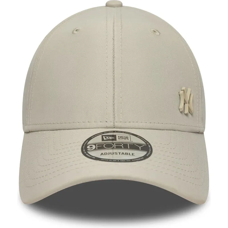 beige-gebogene-verstellbare-9forty-tonal-flawless-kappe-der-new-york-yankees-mlb-von-new-era