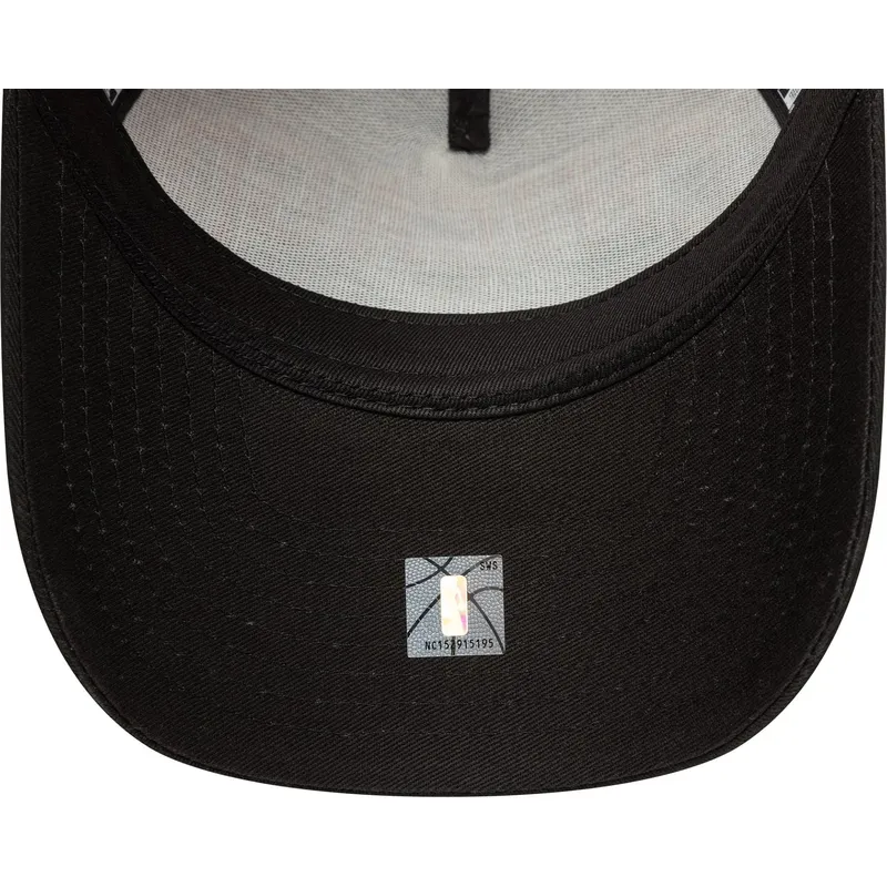 sapkak-ivelt-fekete-snapback-e-frame-script-chicago-bulls-nba-new-era