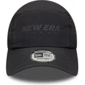 schwarze-verstellbare-gebogene-kappe-runner-tech-von-new-era