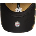 sapkak-ivelt-leopardmintas-allithato-9twenty-outline-new-york-yankees-mlb-new-era