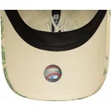 cap-ivelt-bezhov-reguliruema-lenta-9twenty-all-over-print-tropical-new-york-yankees-mlb-new-era