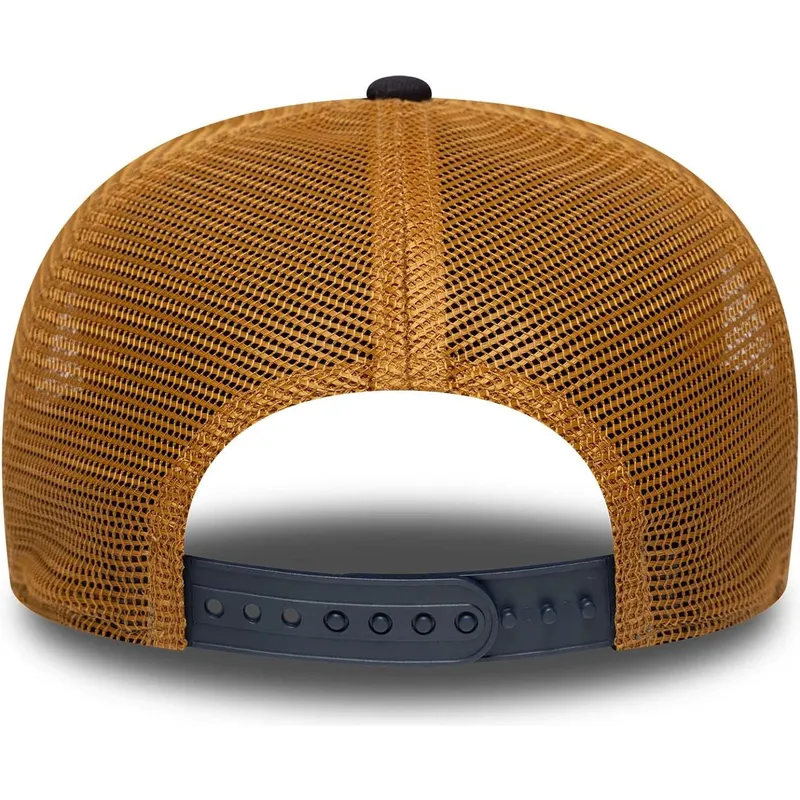 marineblaue-und-braune-trucker-kappe-9seventy-stretch-snap-debossed-logo-der-new-york-yankees-mlb-von-new-era