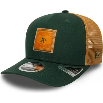 Grüne und braune 9SEVENTY Stretch Snap Trucker-Kappe mit geprägtem Logo der Oakland Athletics MLB von New Era