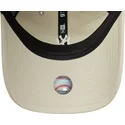 verstellbare-beige-kappe-mit-gebogenem-schirm-9twenty-mini-logo-washed-der-new-york-yankees-mlb-von-new-era