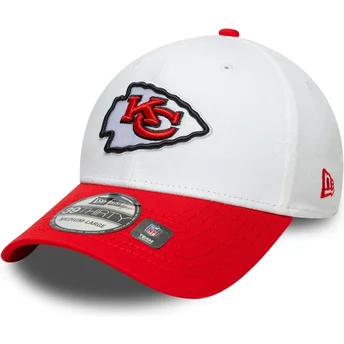 39THIRTY Kansas City Chiefs NFL Team Logo Weiße und Rote Gebogene Kappe von New Era