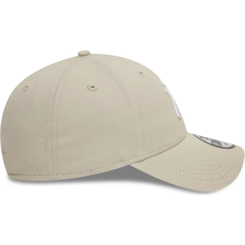 sapkak-ivelt-bezs-allithato-9forty-league-essential-new-york-yankees-mlb-new-era