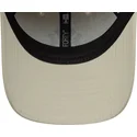 beige-justerbar-bojd-keps-med-marinbla-logotyp-9forty-recycled-new-york-yankees-mlb-fran-new-era