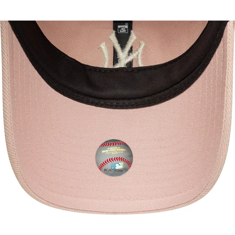 sapkak-ivelt-rozsaszin-allithato-9twenty-dye-denim-new-york-yankees-mlb-new-era sapkak-ivelt-rozsaszin-allithato-9twenty-dye-denim-new-york-yankees-mlb-new-era