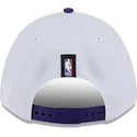 weiss-violette-snapback-kappe-9forty-m-crown-draft-2025-der-los-angeles-lakers-nba-von-new-era