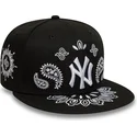 gorra-plana-negra-ajustada-59fifty-paisley-de-new-york-yankees-mlb-de-new-era