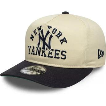 Beige och marinblå böjd keps snapback 19TWENTY Heritage New York Yankees MLB från New Era