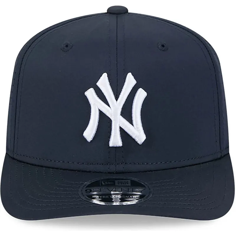 sapkak-ivelt-sotetkek-snapback-9seventy-stretch-snap-perf-new-york-yankees-mlb-new-era