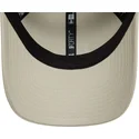 gorra-curva-beige-ajustable-9forty-badge-de-new-era