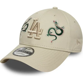Gorra curva beige ajustable con logo beige 9FORTY Icon Dragon de Los Angeles Dodgers MLB de New Era