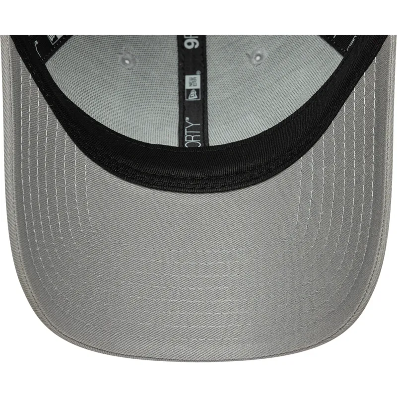 sapkak-ivelt-szurke-snapback-9forty-core-ufc-ultimate-fighting-championship-new-era