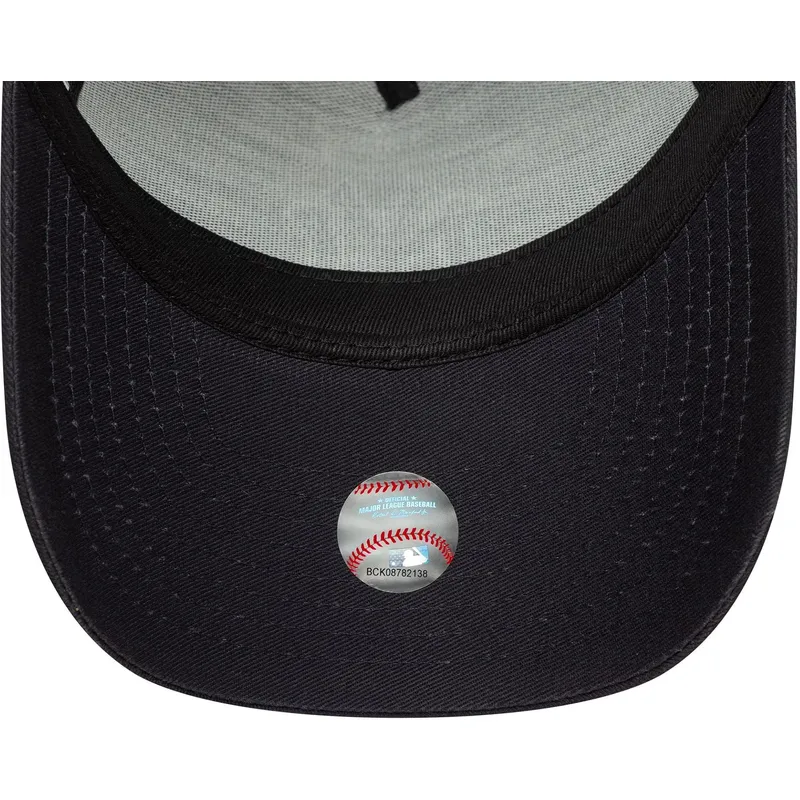sapkak-ivelt-sotetkek-snapback-a-frame-outline-new-york-yankees-mlb-new-era