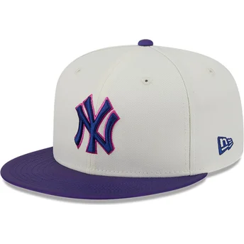 Beige-violette 59FIFTY CLR DVLP Fitted Cap der New York Yankees MLB von New Era