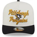 beige-und-schwarze-snapback-kappe-9fifty-a-frame-chainstitch-der-pittsburgh-penguins-nhl-von-new-era