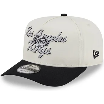 Los Angeles Kings NHL New Era 9FIFTY A Frame Chainstitch Snapback Kappe in Beige und Schwarz