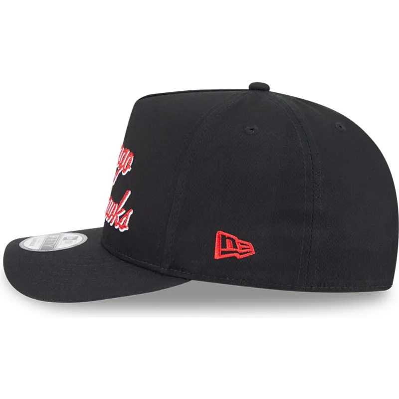 cap-ivelt-cheren-snapbek-9fifty-a-frame-chainstitch-chicago-blackhawks-nhl-new-era