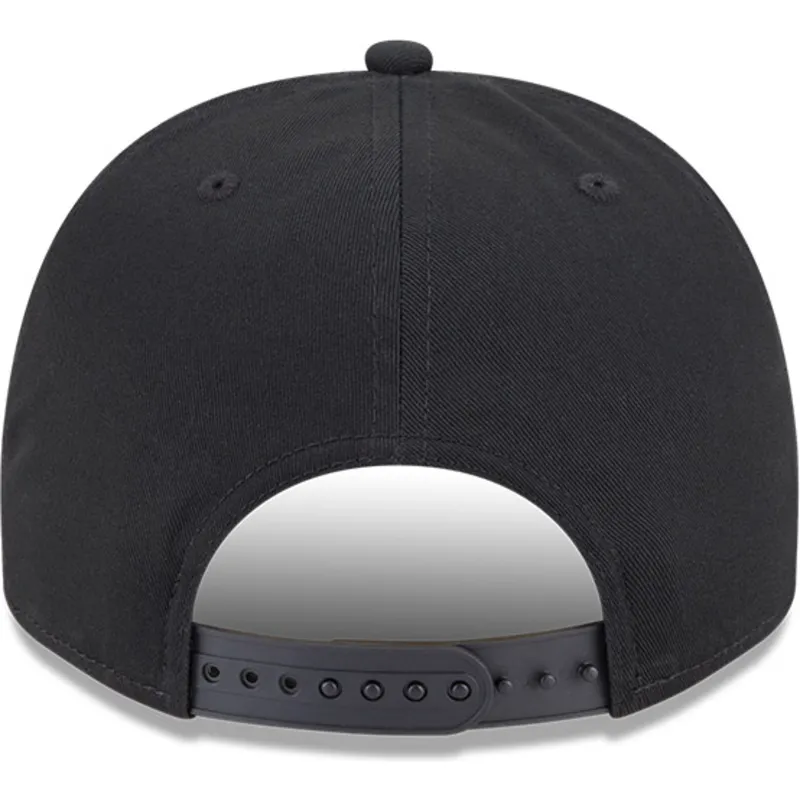 cap-ivelt-cheren-snapbek-9fifty-a-frame-chainstitch-chicago-blackhawks-nhl-new-era
